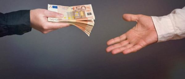 Как вернуть деньги по расписке, как ее правильно оформить и куда обращаться